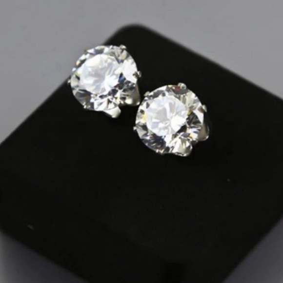 NEW STUD 2.5 CT SILVER DIAMOND EARRINGS, NICE EARRINGS, CUTE EARRINGS - Picture 5 of 5